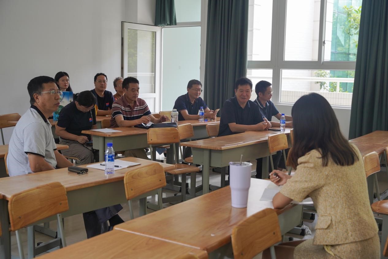 图片2.jpg 图片2.jpg