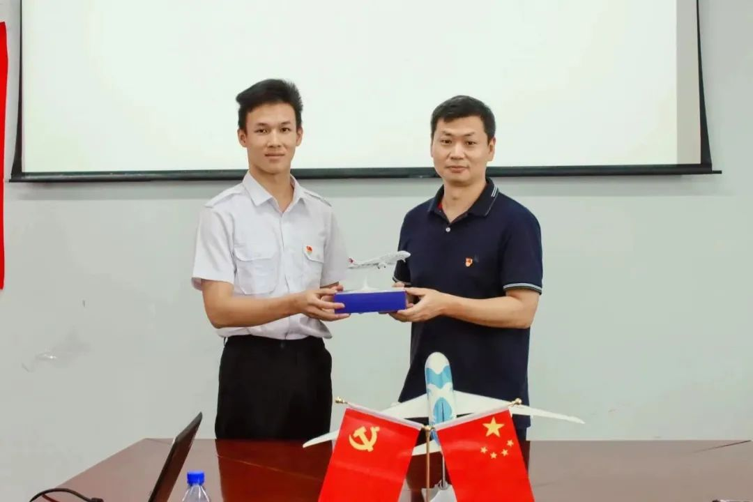 图片17.png 图片17.png
