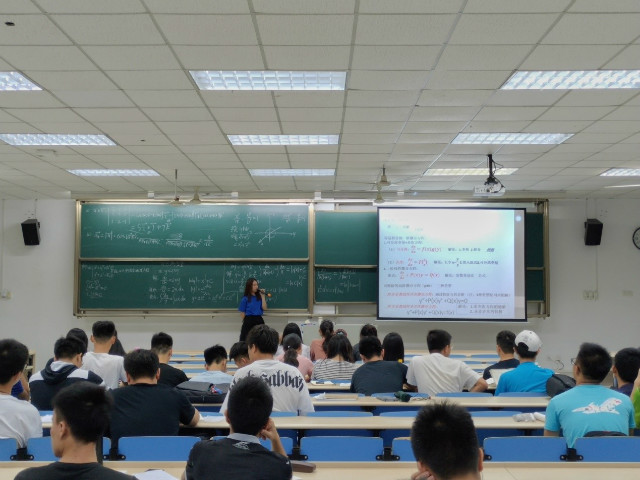 【航院团学】suncitygroup太阳新城第42期学霸密码辅导助力高数学习