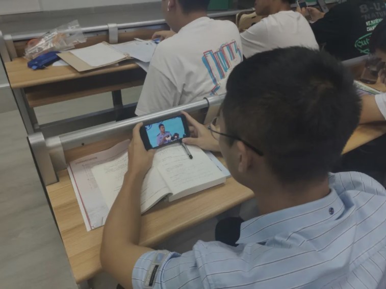 屏幕截图 2020-10-20 224804.jpg