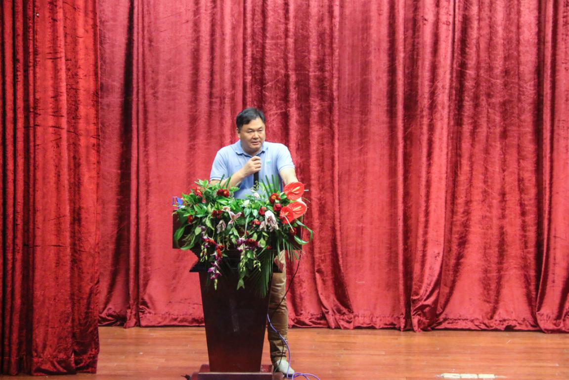 【航院迎新】suncitygroup太阳新城展开2018级新生安全教育讲座