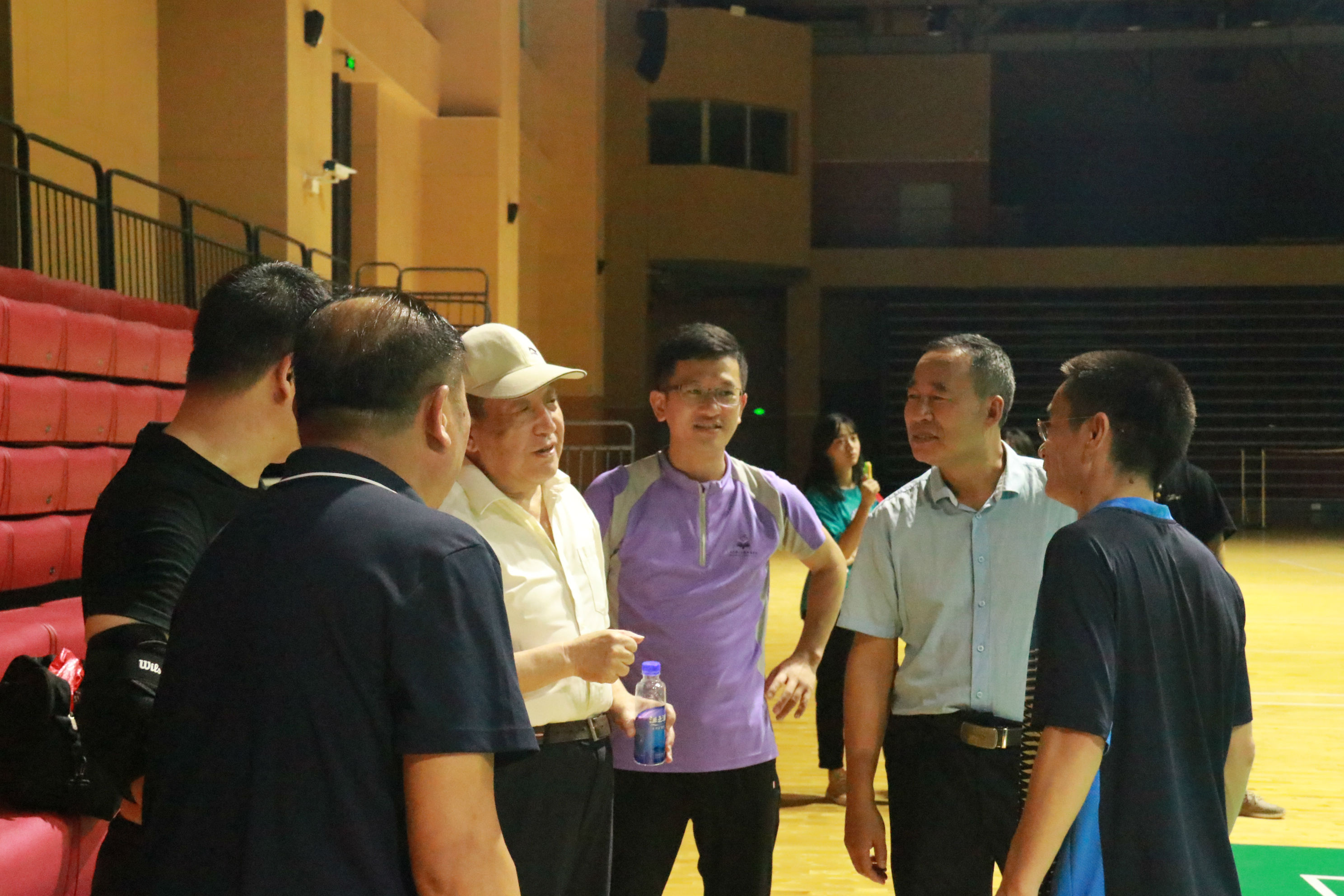 suncitygroup太阳新城获第十届“工会杯”教职工羽毛球赛亚军