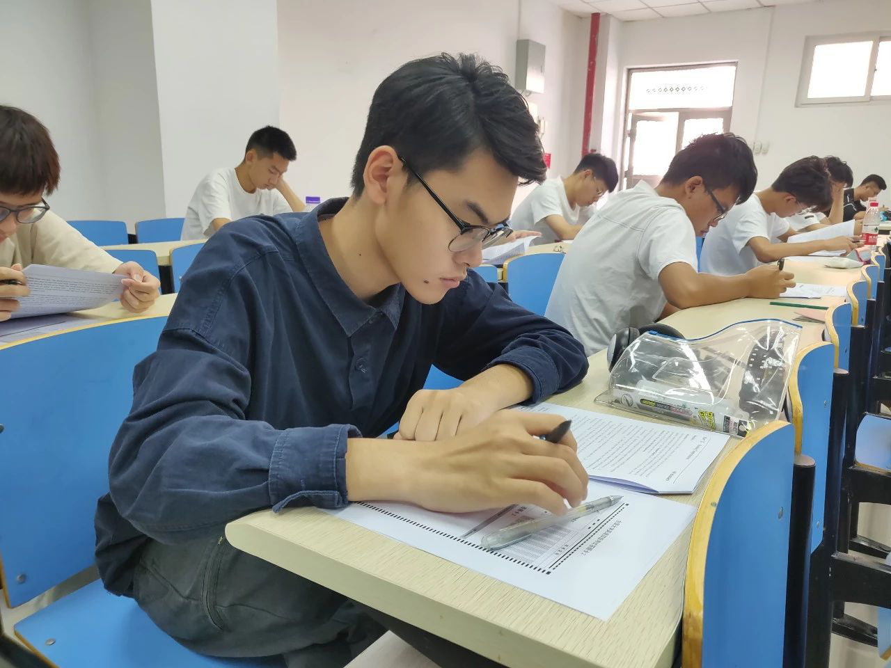 图片2.png