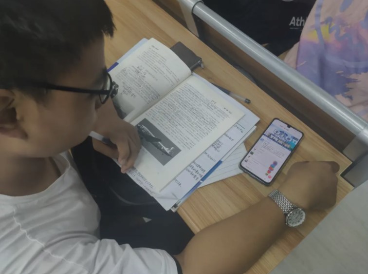 屏幕截图 2020-10-20 224825.jpg